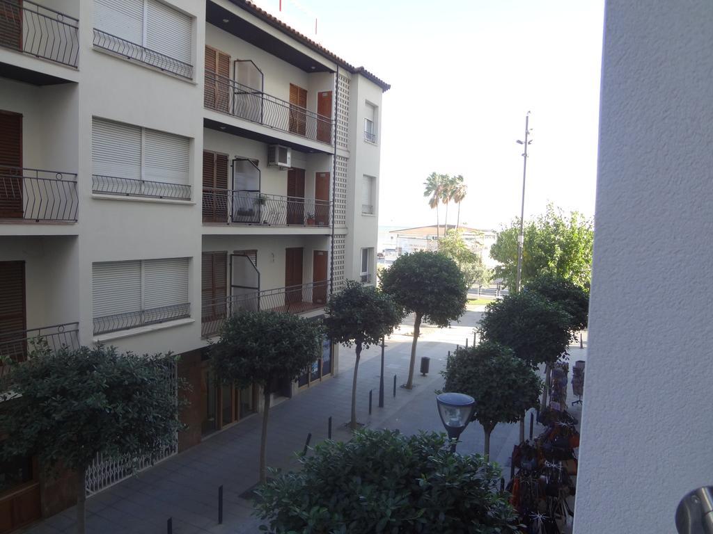 Club Nautic Leilighet Cambrils Eksteriør bilde